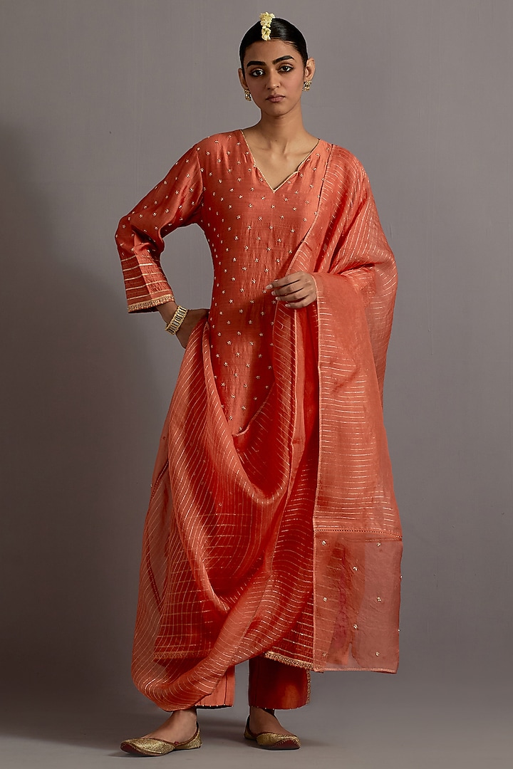 Orange Silk Zardosi Embroidered Straight Kurta Set by Deep thee at Pernia's Pop Up Shop