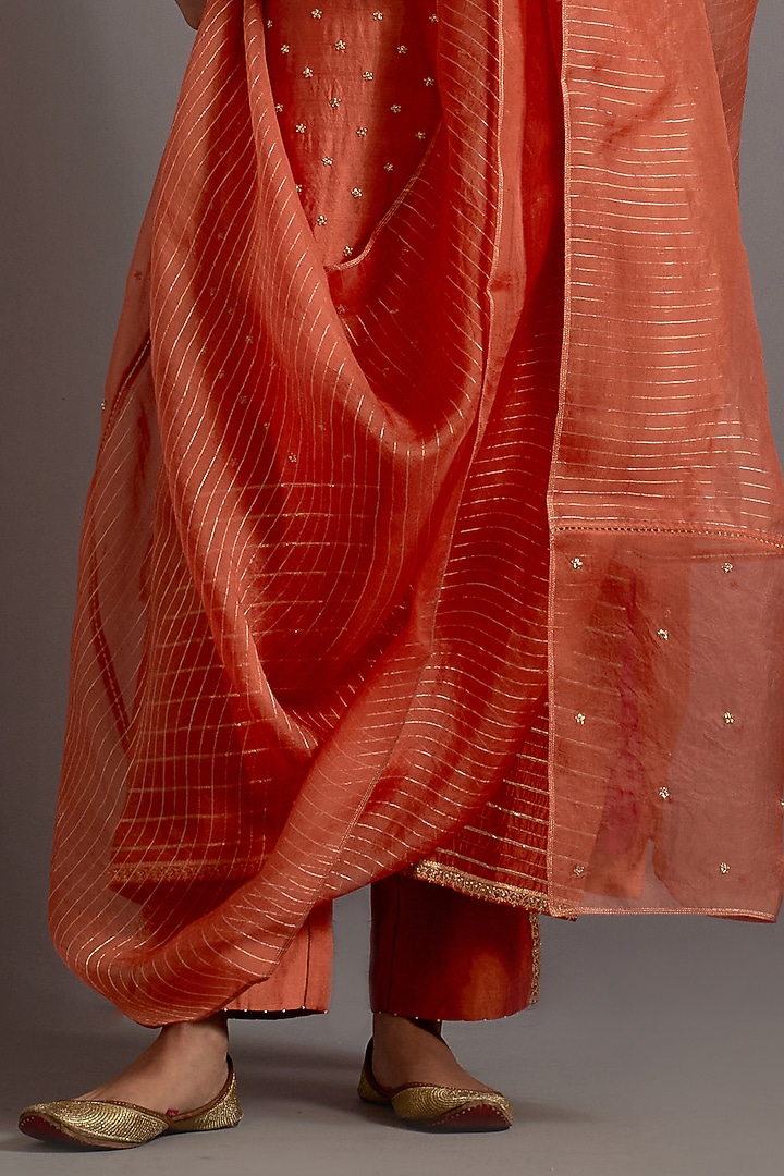 Orange Silk Zardosi Embroidered Straight Kurta Set by Deep thee at Pernia's Pop Up Shop