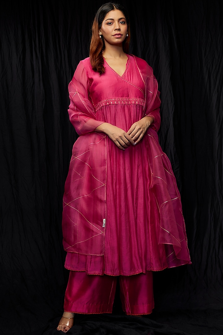 Pink Chanderi & Organza Paneled Anarkali Set by Deep thee at Pernia's Pop Up Shop