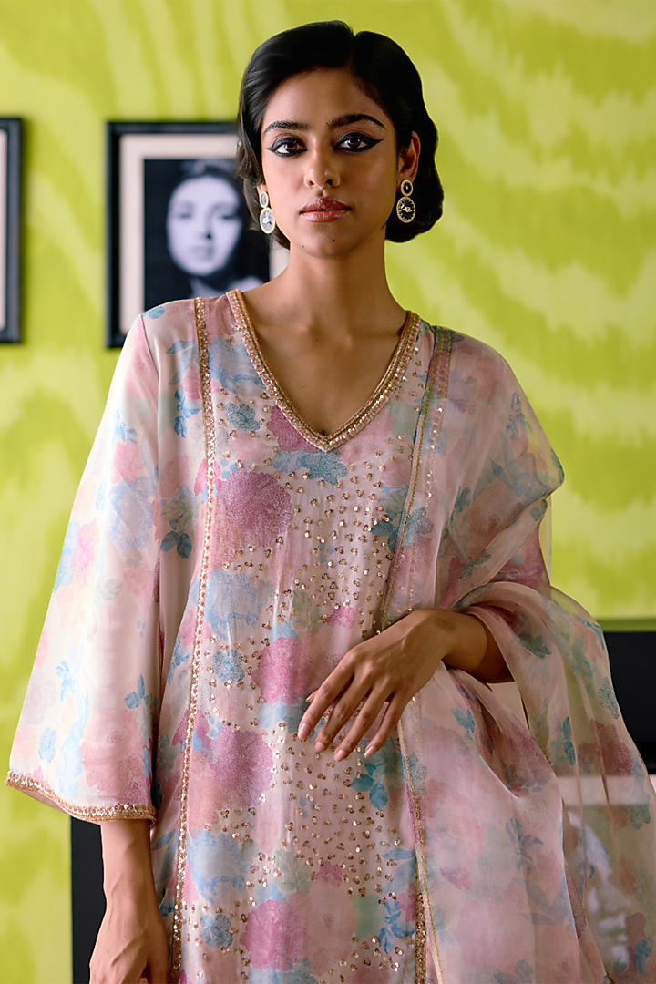Ivory Crepe Silk Floral Printed & Sequins Work Kurta Set by Deep thee at Pernia's Pop Up Shop