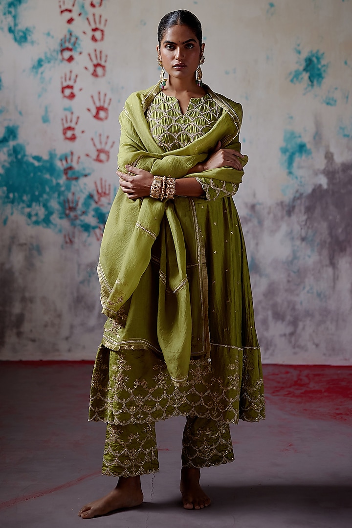Olive Silk Zardosi Embroidered Kurta Set by Deep Thee at Pernia's Pop Up Shop