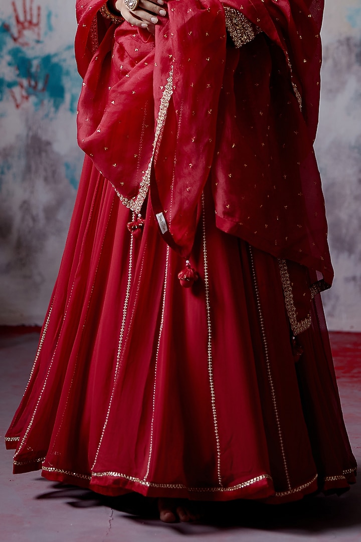 Red Georgette Zari Embroidered Wedding Anarkali Set by Deep Thee at Pernia's Pop Up Shop