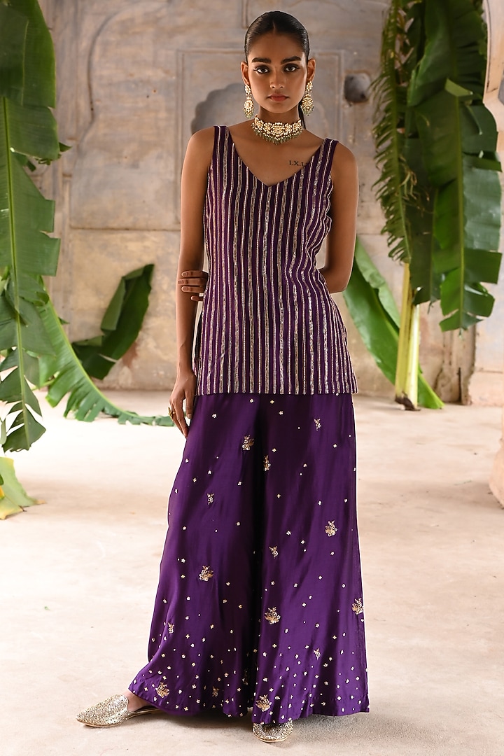 Aubergine Chanderi Moti Embroidered Kurta Set by Deep Thee at Pernia's Pop Up Shop