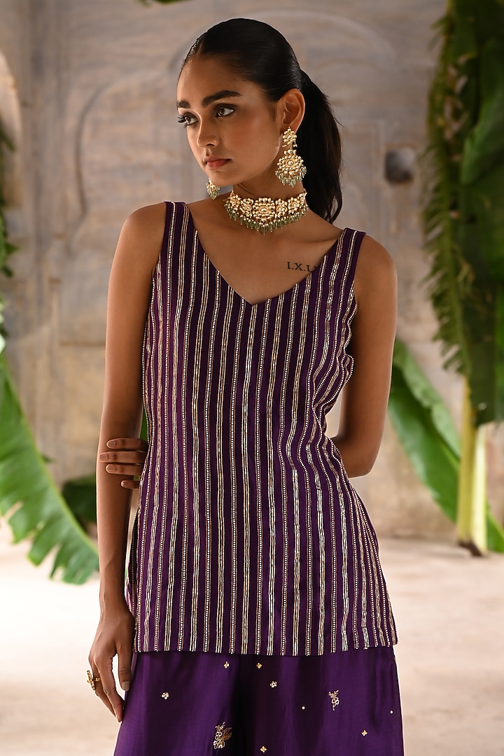 Aubergine Chanderi Moti Embroidered Kurta Set by Deep Thee at Pernia's Pop Up Shop
