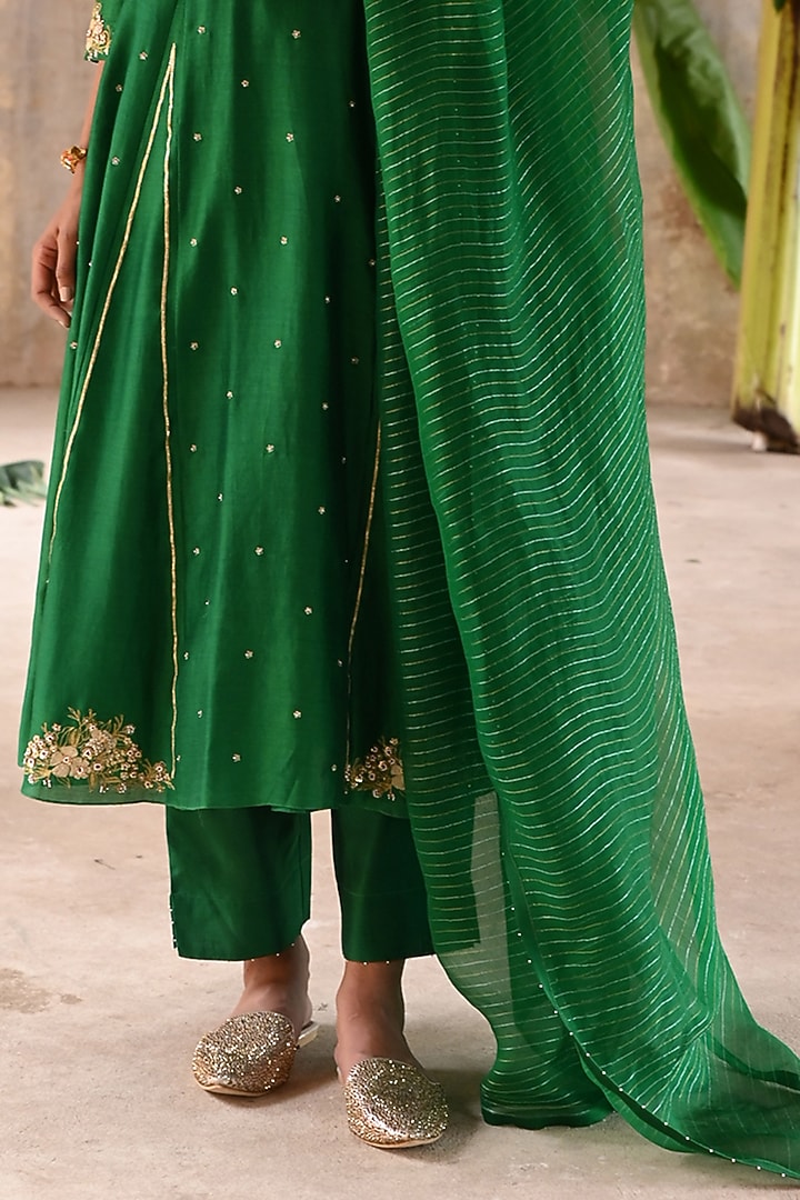 Green Chanderi Zardosi Embroidered Angrakha Kurta Set by Deep Thee at Pernia's Pop Up Shop