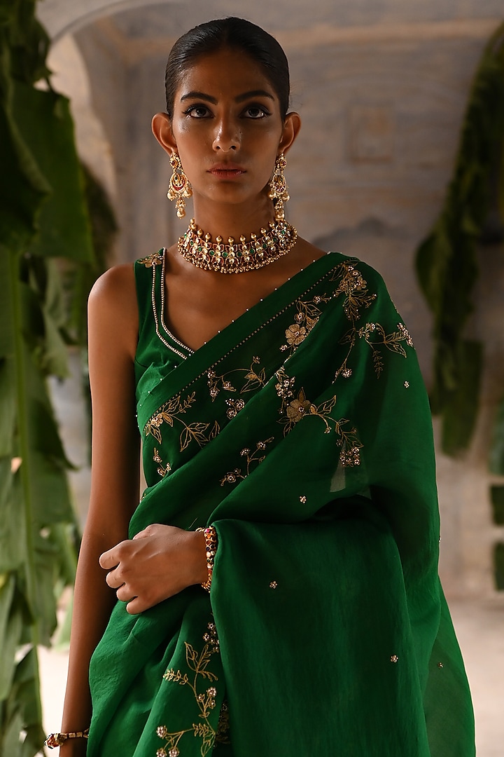 Green Silk & Organza Jaal Embroidered Wedding Saree Set by Deep Thee at Pernia's Pop Up Shop