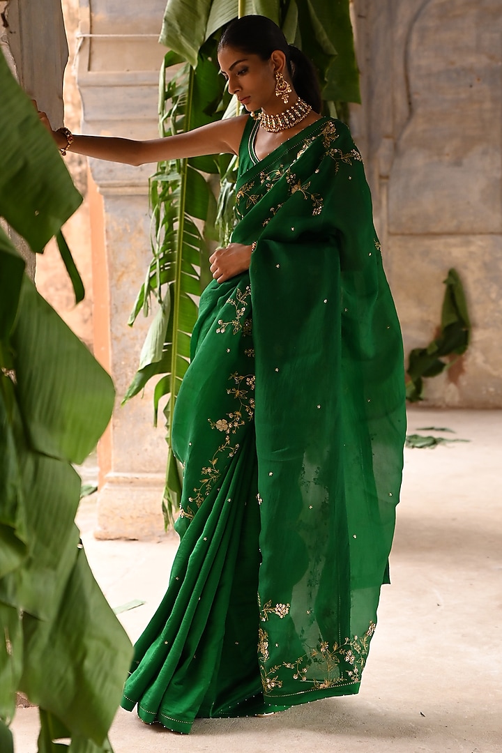 Green Silk & Organza Jaal Embroidered Wedding Saree Set by Deep Thee at Pernia's Pop Up Shop