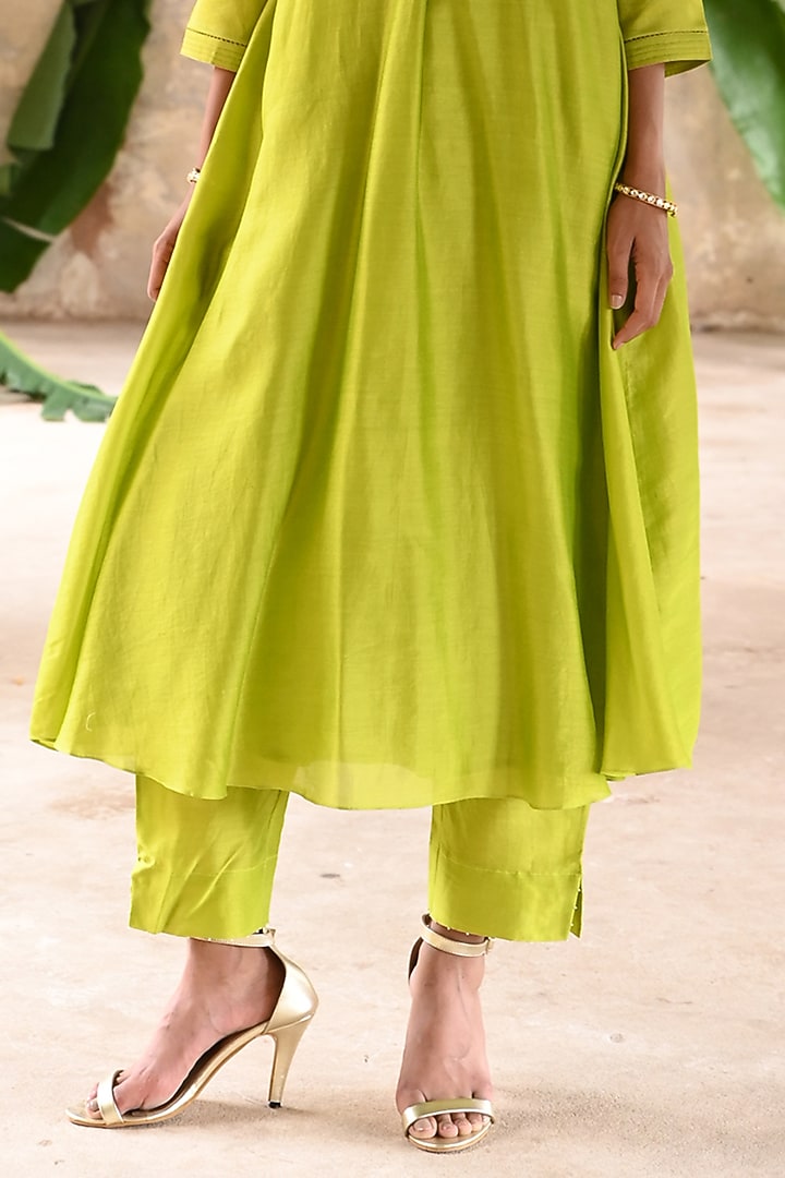 Lime Green Chanderi Embroidered A-Line Kurta Set by Deep Thee at Pernia's Pop Up Shop