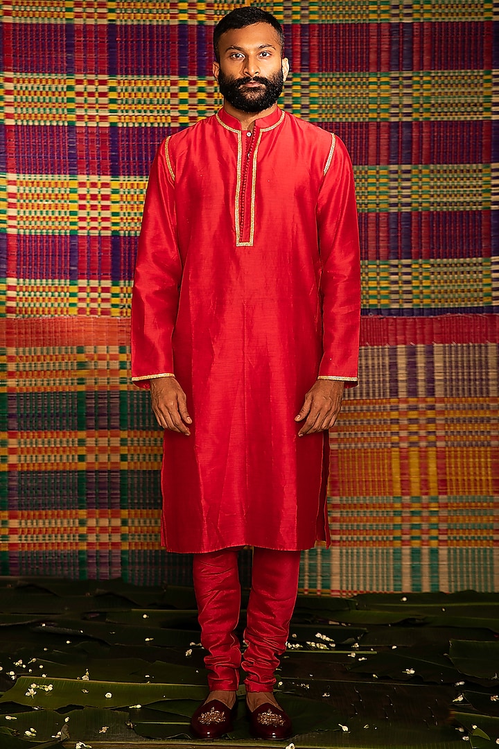 Pinkish Red Hand Embroidered Kurta Set by Deep Thee Men