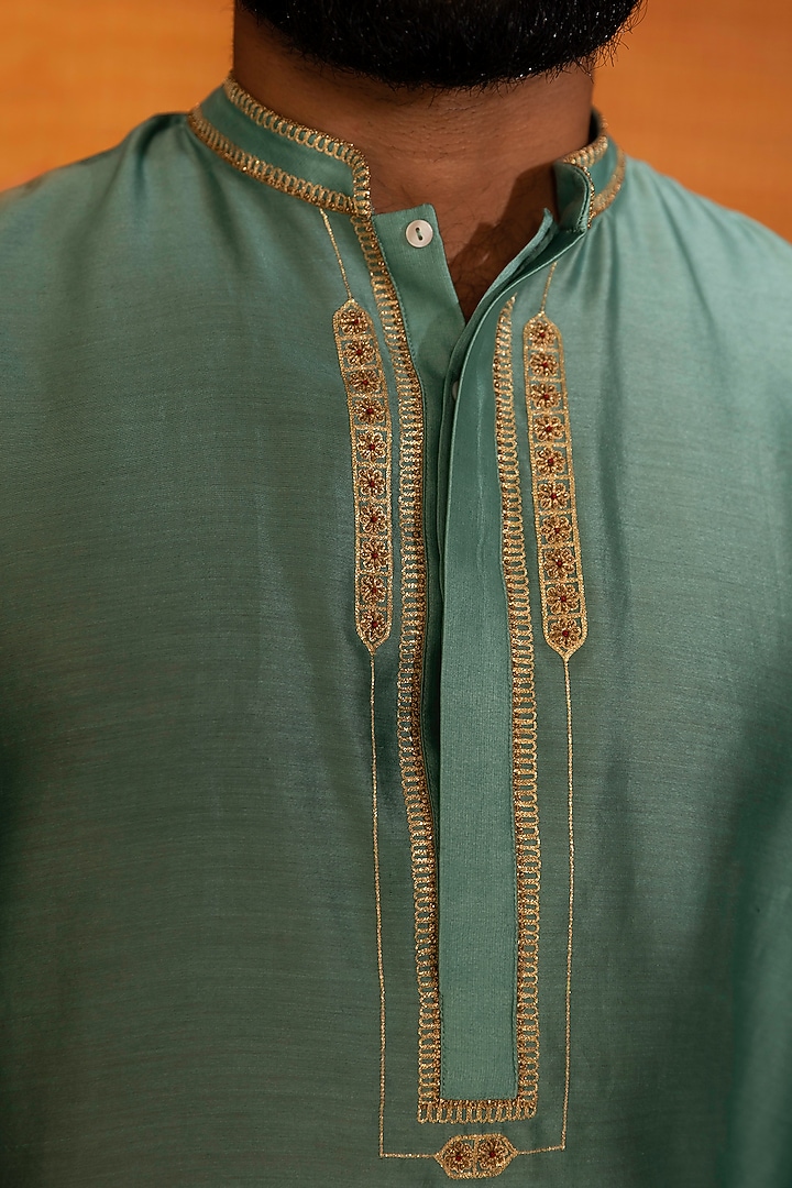 Teal Hand Embroidered Kurta Set by Deep Thee Men at Pernia's Pop Up Shop
