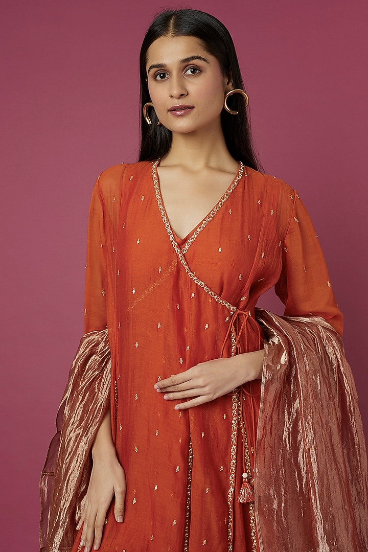 Rust Orange Embroidered Kurta Set by Deep thee at Pernia's Pop Up Shop