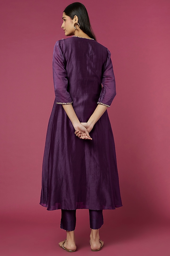 Aubergine Embroidered A-line Kurta Set by Deep thee at Pernia's Pop Up Shop