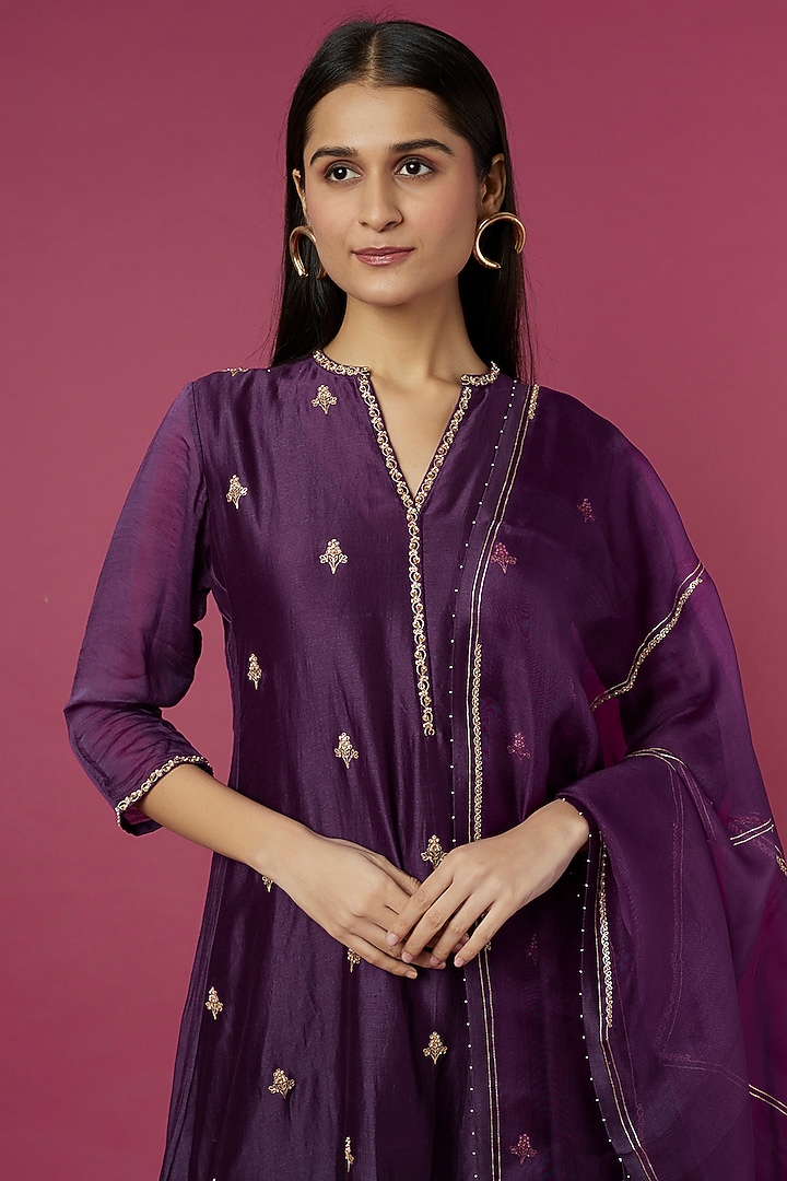 Aubergine Embroidered A-line Kurta Set by Deep thee at Pernia's Pop Up Shop