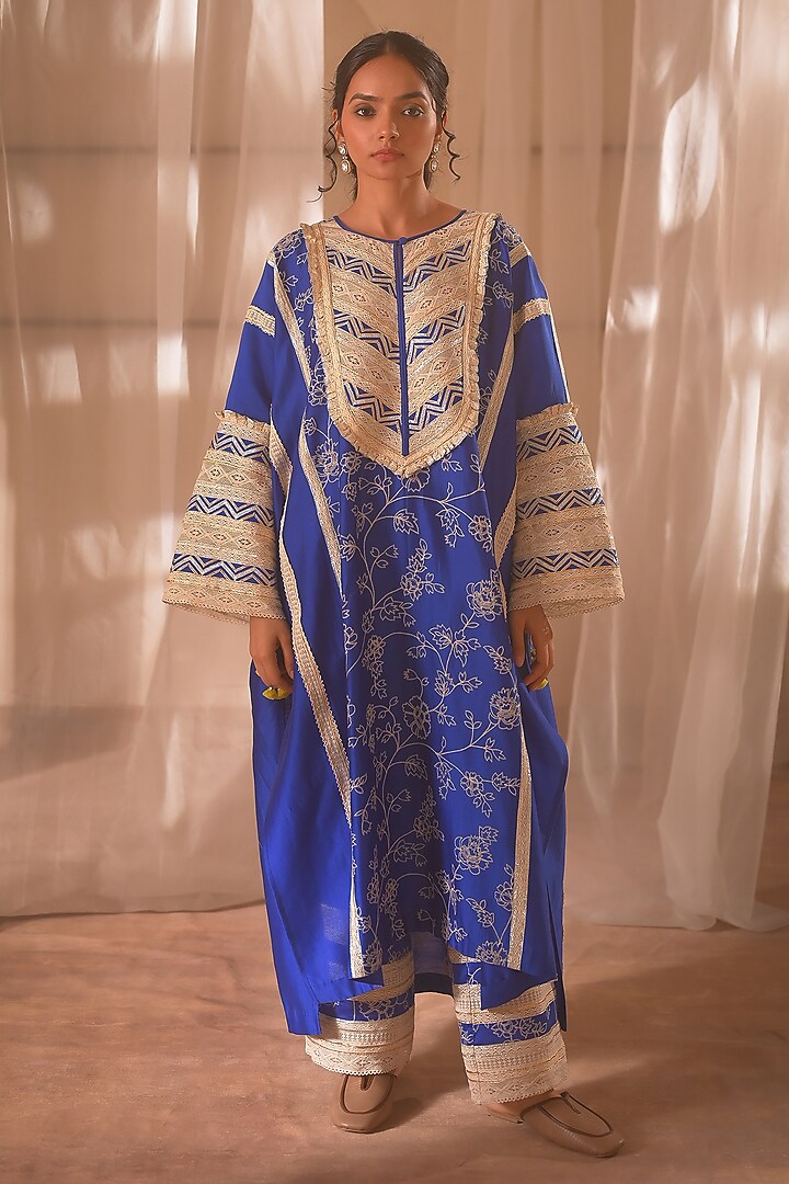 Blue Chanderi Resham Embroidered Kaftan Set by Desho couture at Pernia's Pop Up Shop