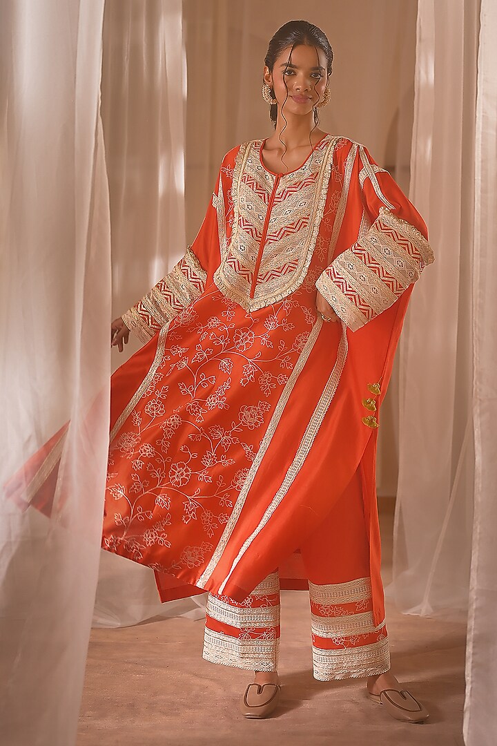 Rust Chanderi Resham Embroidered Kaftan Set by Desho couture at Pernia's Pop Up Shop