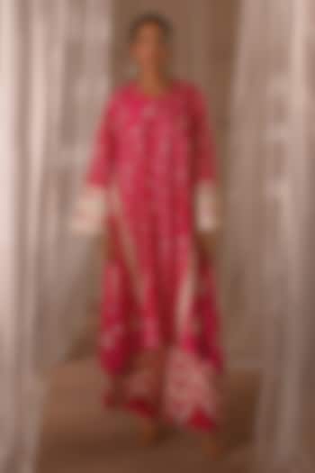 Pink Chanderi Resham Embroidered Front Open Kurta Set by Desho couture at Pernia's Pop Up Shop