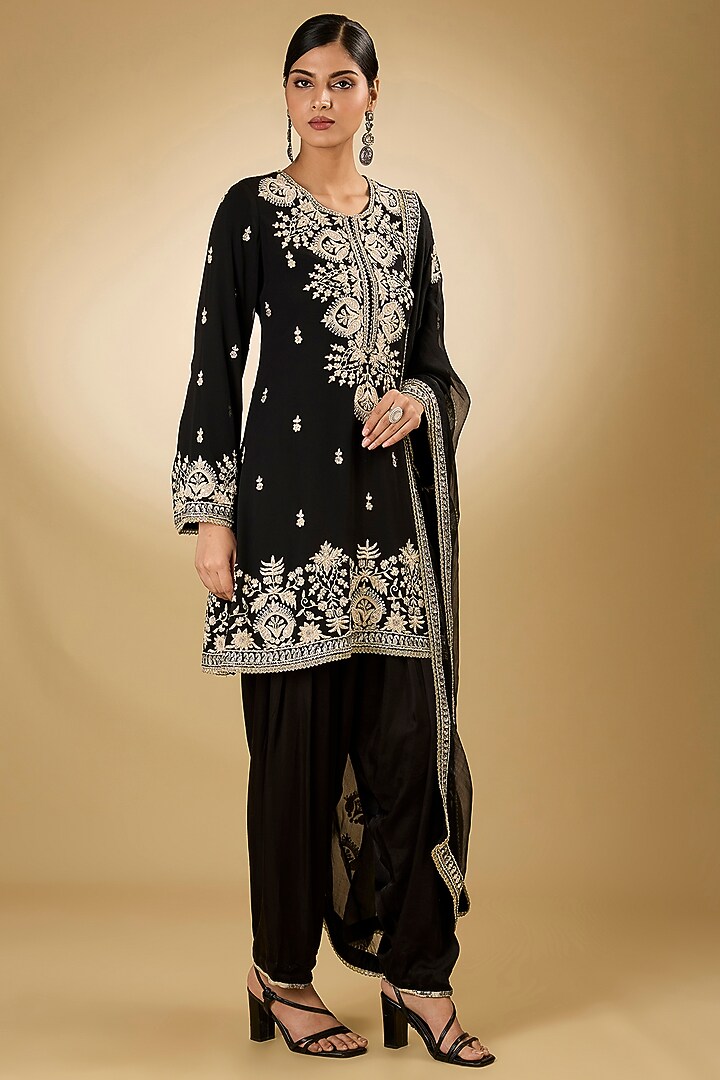 Black Georgette Aari Resham Embroidered A-Line Short Kurta Set by Desho couture at Pernia's Pop Up Shop