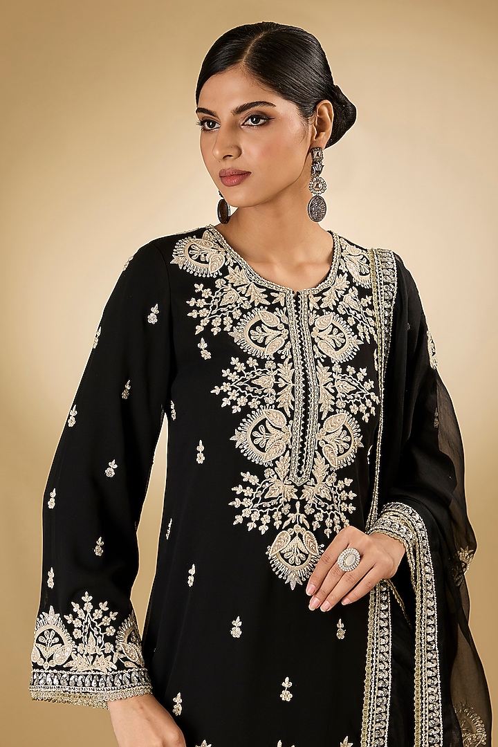 Black Georgette Aari Resham Embroidered A-Line Short Kurta Set by Desho couture at Pernia's Pop Up Shop