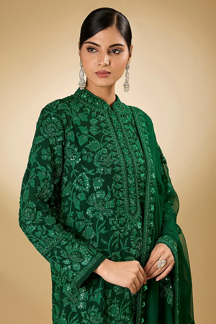 Green Georgette Aari Resham Embroidered Kurta Set by Desho couture at Pernia's Pop Up Shop