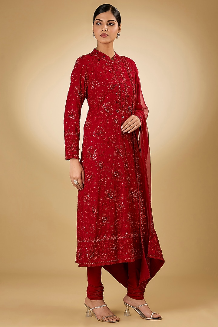 Red Georgette Aari Resham Embroidered Kurta Set by Desho couture at Pernia's Pop Up Shop