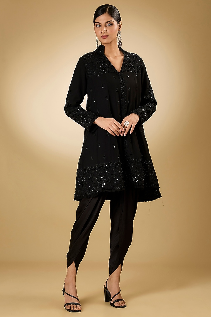 Black Georgette Aari Resham Embroidered Wedding Anarkali Set by Desho couture at Pernia's Pop Up Shop