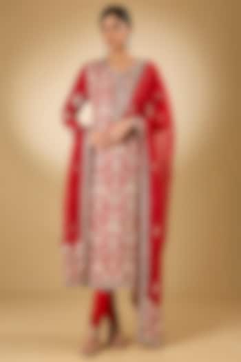 Red Georgette Aari Resham Embroidered Kurta Set by Desho couture at Pernia's Pop Up Shop