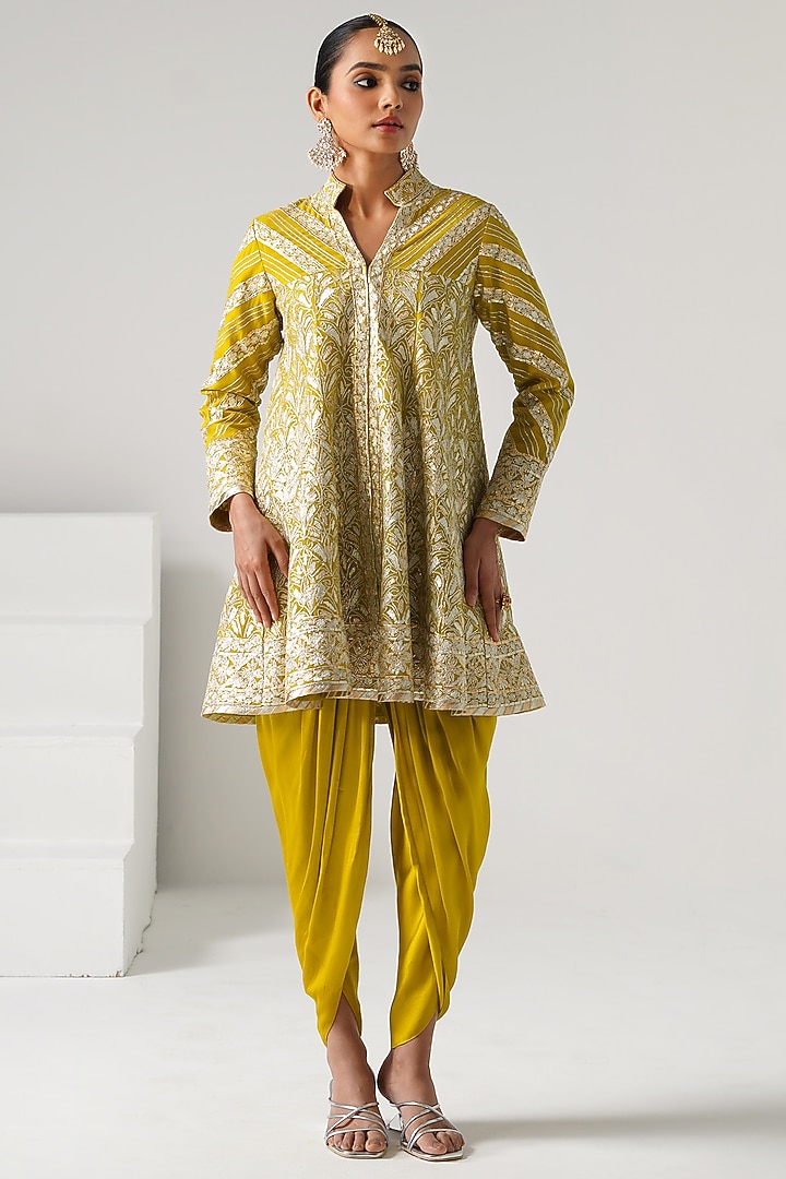 Yellow Georgette Gota Work Wedding Anarkali Set by Desho couture at Pernia's Pop Up Shop