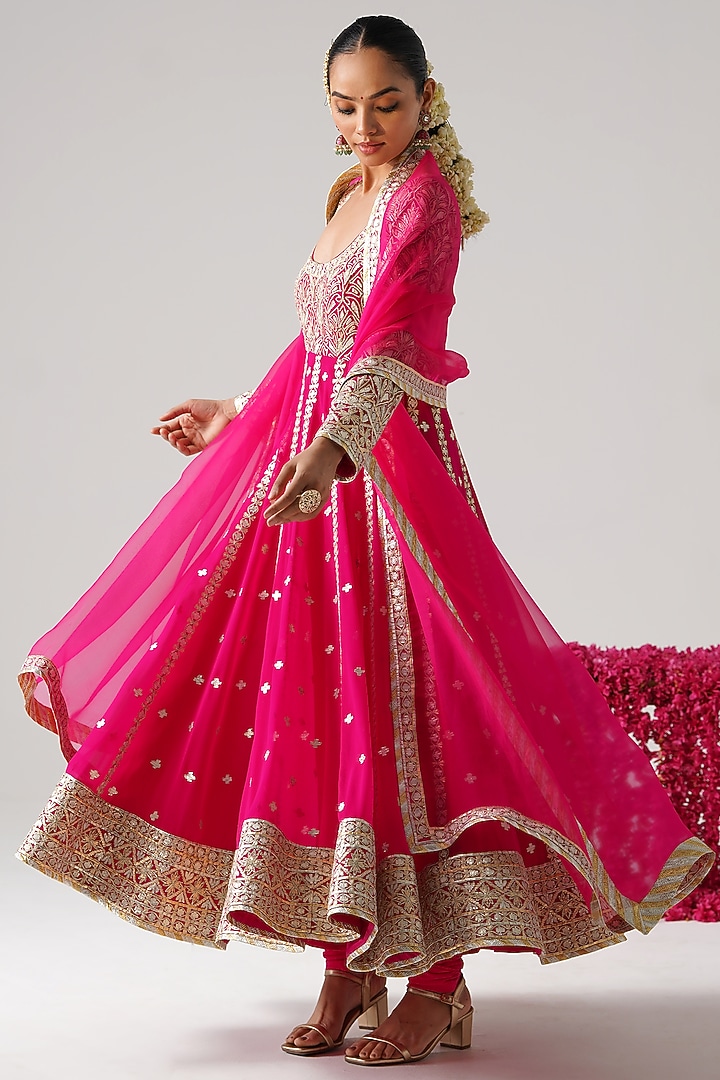 Pink Georgette Gota Work Kalidar Wedding Anarkali Set by Desho couture at Pernia's Pop Up Shop