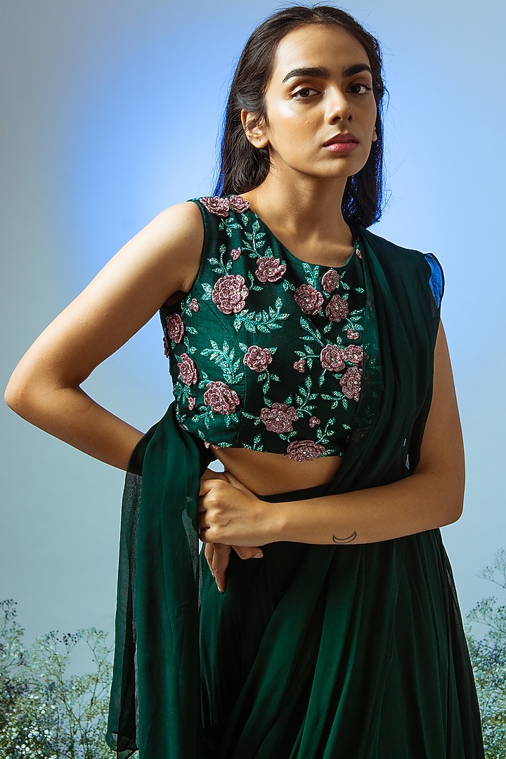Emerald Green Geoegette Wedding Saree Set by Desi Vastra at Pernia's Pop Up Shop