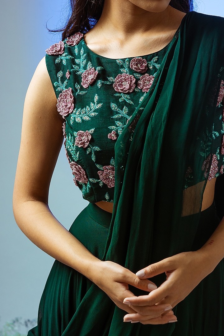 Emerald Green Geoegette Wedding Saree Set by Desi Vastra at Pernia's Pop Up Shop
