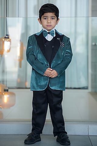 Green Velvet Coat Set For Boys by Devils N Angels
