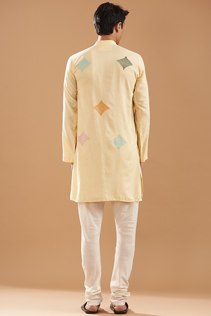 Pastel Yellow Matka Silk Embroidered Kurta Set by Dev Kumar at Pernia's Pop Up Shop