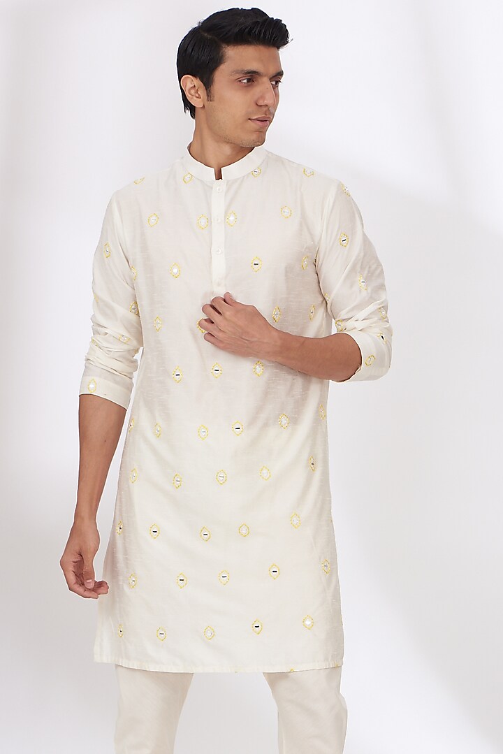 Ivory Raw Silk Embroidered Bundi Set by Dev Kumar at Pernia's Pop Up Shop