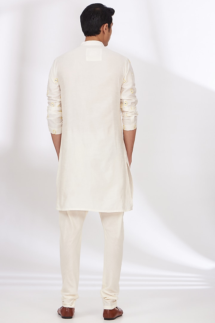 Ivory Raw Silk Embroidered Bundi Set by Dev Kumar at Pernia's Pop Up Shop