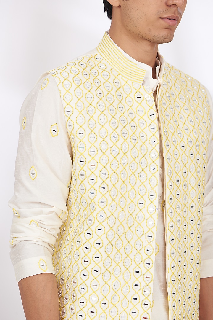 Ivory Raw Silk Embroidered Bundi Set by Dev Kumar at Pernia's Pop Up Shop