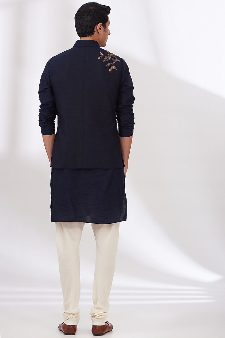 Dark Blue Raw Silk Hand Embroidered Bundi Set by Dev Kumar at Pernia's Pop Up Shop