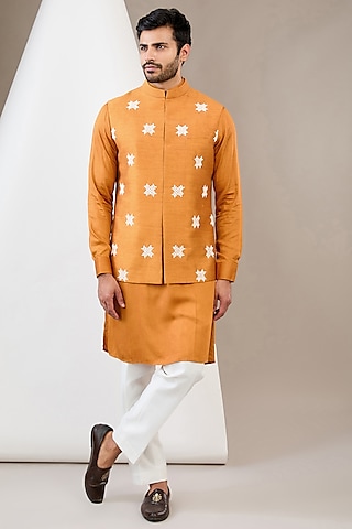 Mustard Raw Silk Motif Embroidered Bundi Jacket Set by Dev Kumar