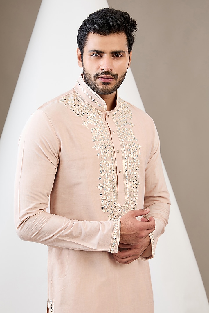 Peach Cotton Silk Mirror Embroidered Kurta Set by Dev Kumar at Pernia's Pop Up Shop