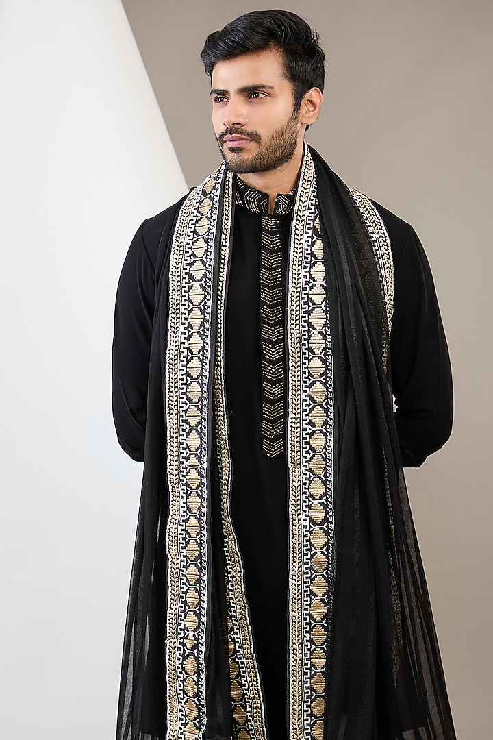 Black Italian Crepe Hand Embroidered Kurta Set by Dev Kumar at Pernia's Pop Up Shop
