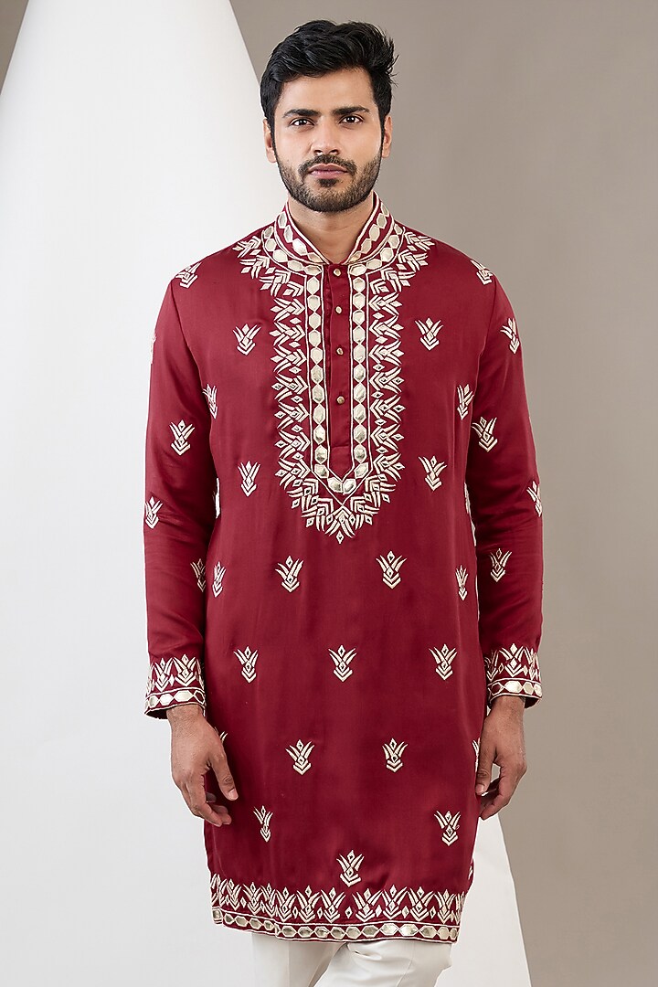 Red Cotton Silk Thread Embroidered Kurta Set by Dev Kumar at Pernia's Pop Up Shop