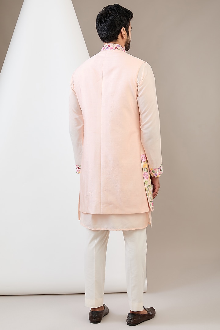 Peach Cotton Silk Hand Embroidered Bundi Jacket Set by Dev Kumar at Pernia's Pop Up Shop