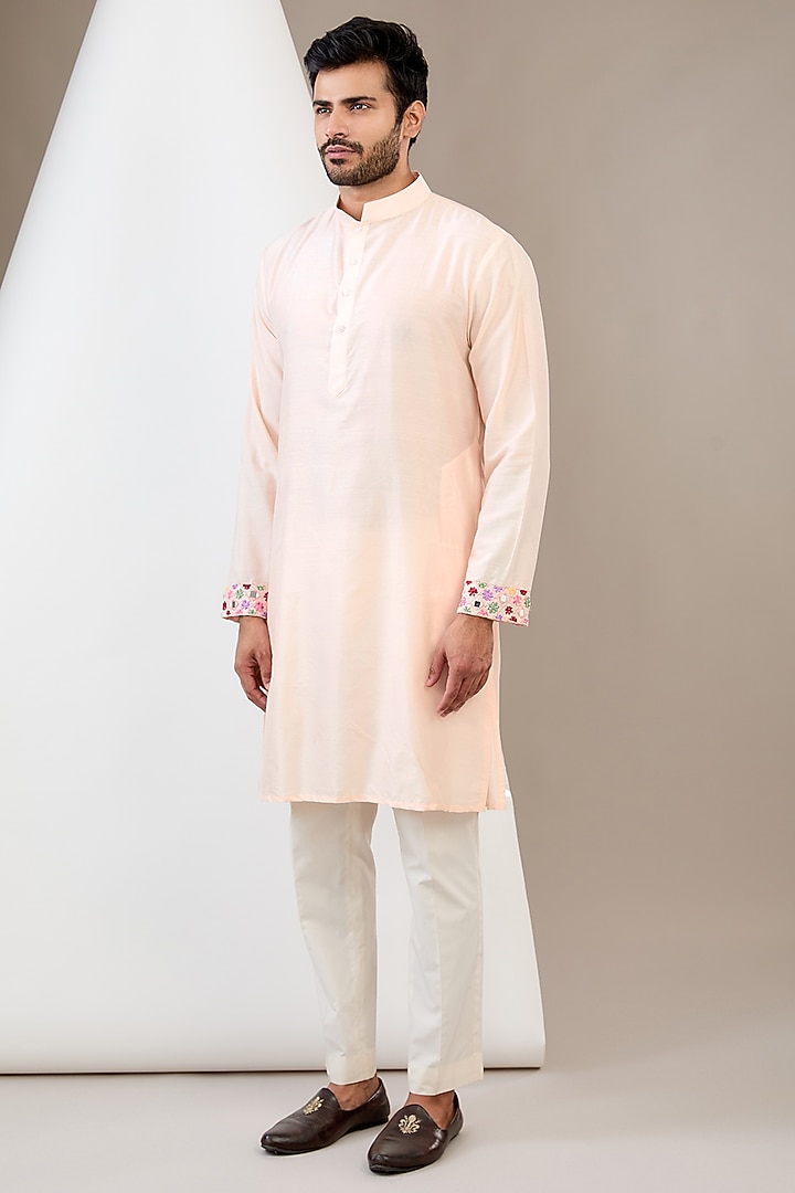 Peach Cotton Silk Hand Embroidered Bundi Jacket Set by Dev Kumar at Pernia's Pop Up Shop