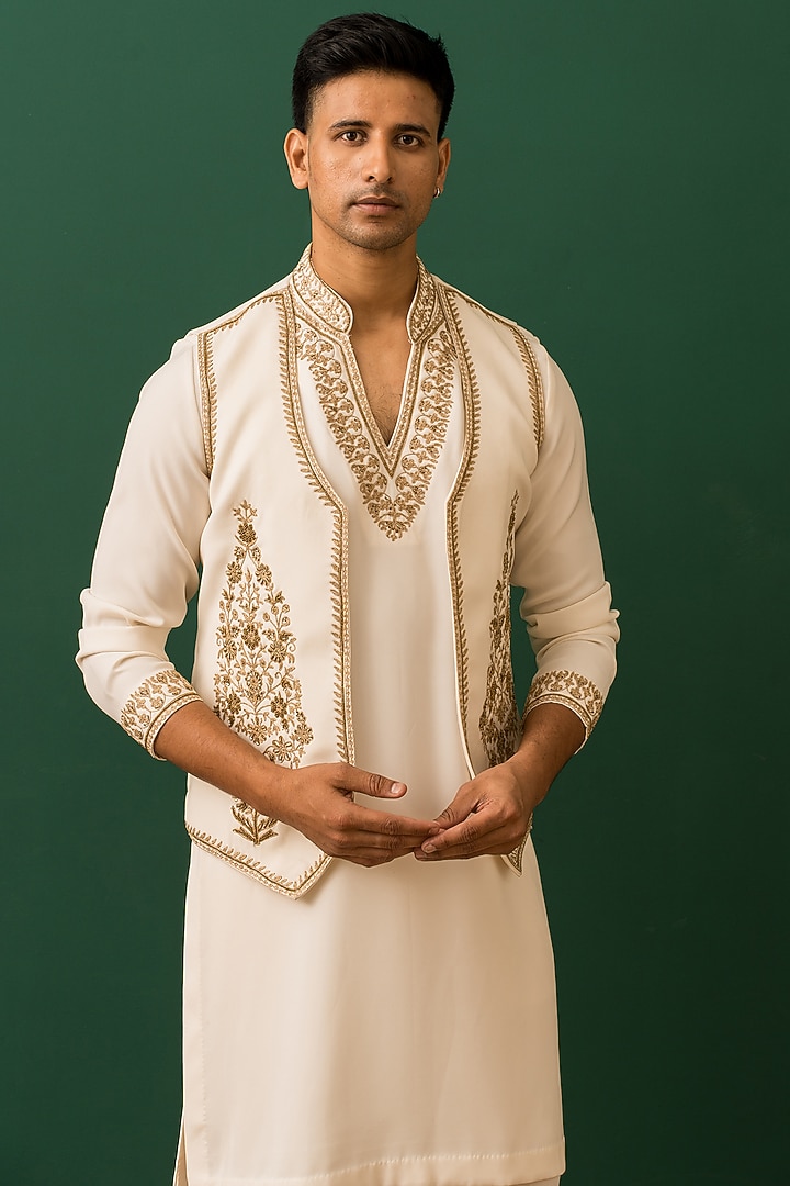 Ivory Italian Crepe Resham Embroidered Jacket Set by Dev Kumar at Pernia's Pop Up Shop