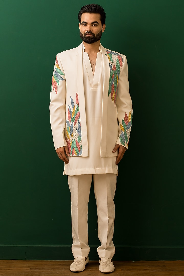 Ivory Italian Crepe Resham Embroidered Jacket Set by Dev Kumar at Pernia's Pop Up Shop