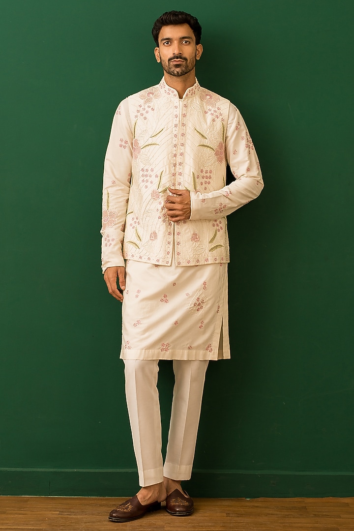 Ivory Italian Crepe Hand Embroidered Bundi Jacket Set by Dev Kumar at Pernia's Pop Up Shop