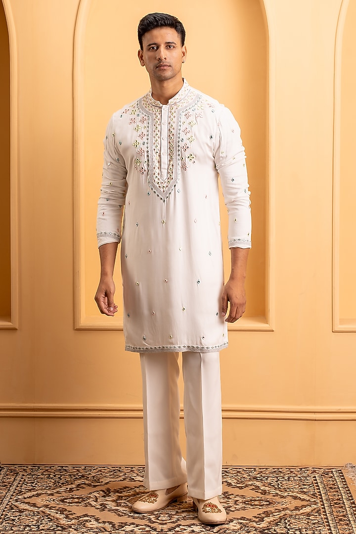 White Cotton Silk Resham Work Kurta Set by Dev Kumar at Pernia's Pop Up Shop