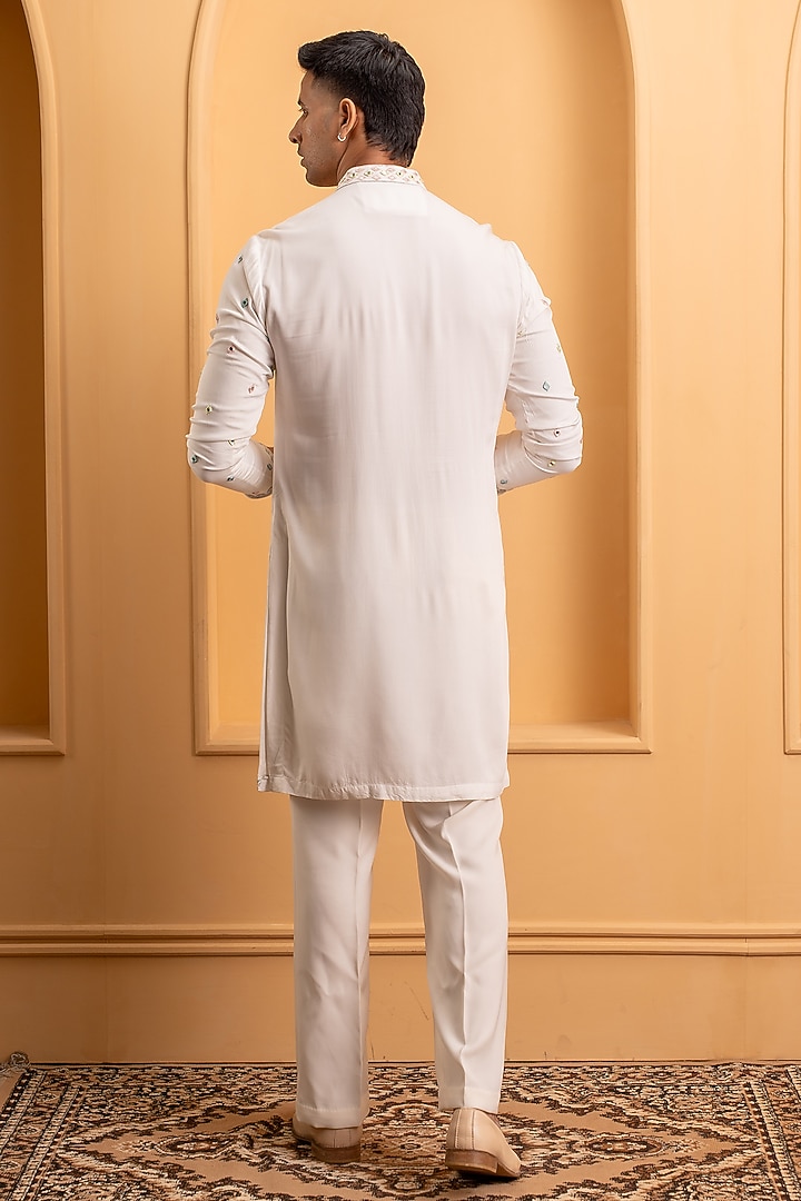 White Cotton Silk Resham Work Kurta Set by Dev Kumar at Pernia's Pop Up Shop