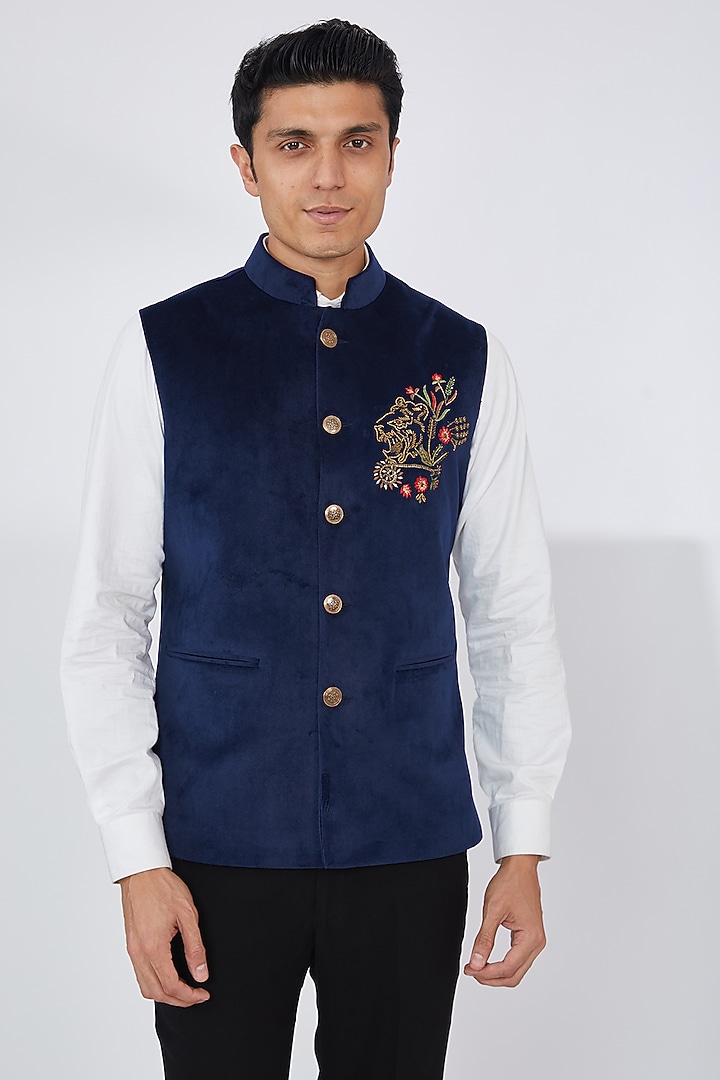 Blue Silk Velvet Embroidered Bundi Jacket Set by Dev Kumar at Pernia's Pop Up Shop