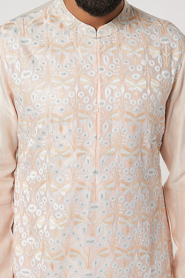 Peach Pink Floral Embroidered Kurta by Dev R Nil Men at Pernia's Pop Up Shop