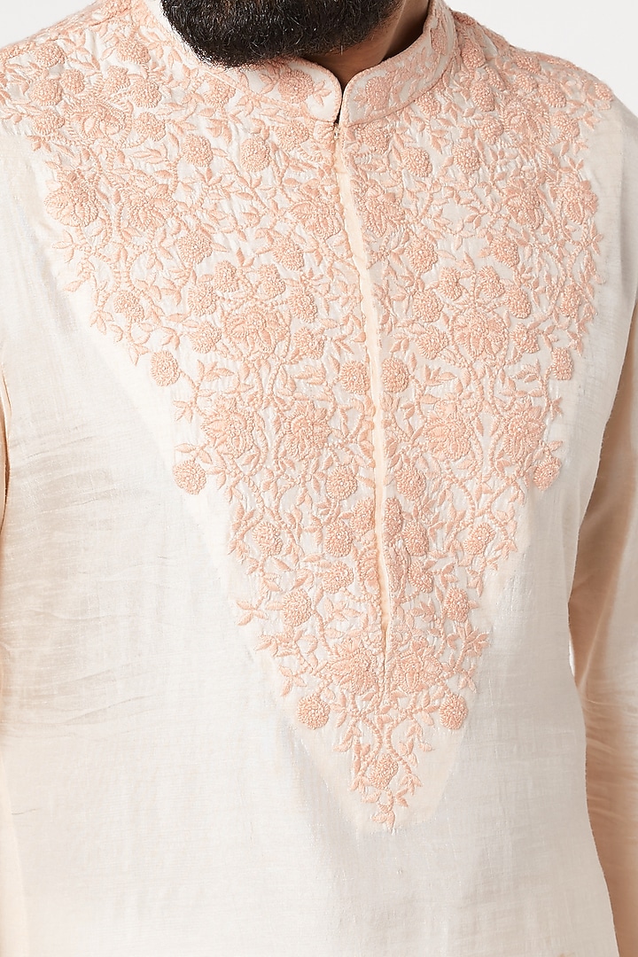 Light Peach Pink Hand Embroidered Kurta by Dev R Nil Men at Pernia's Pop Up Shop
